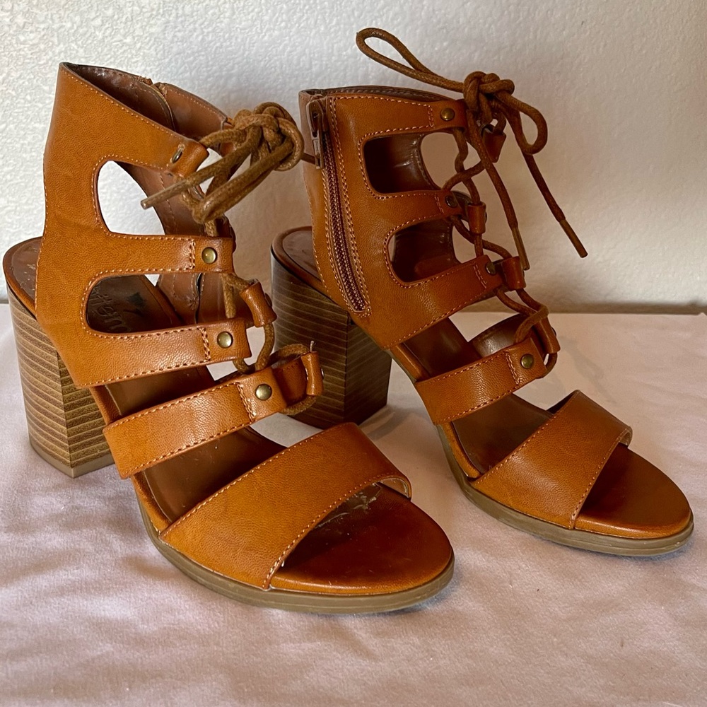 Faux Leather Gladiator Style Sandals with Stacked Heel
